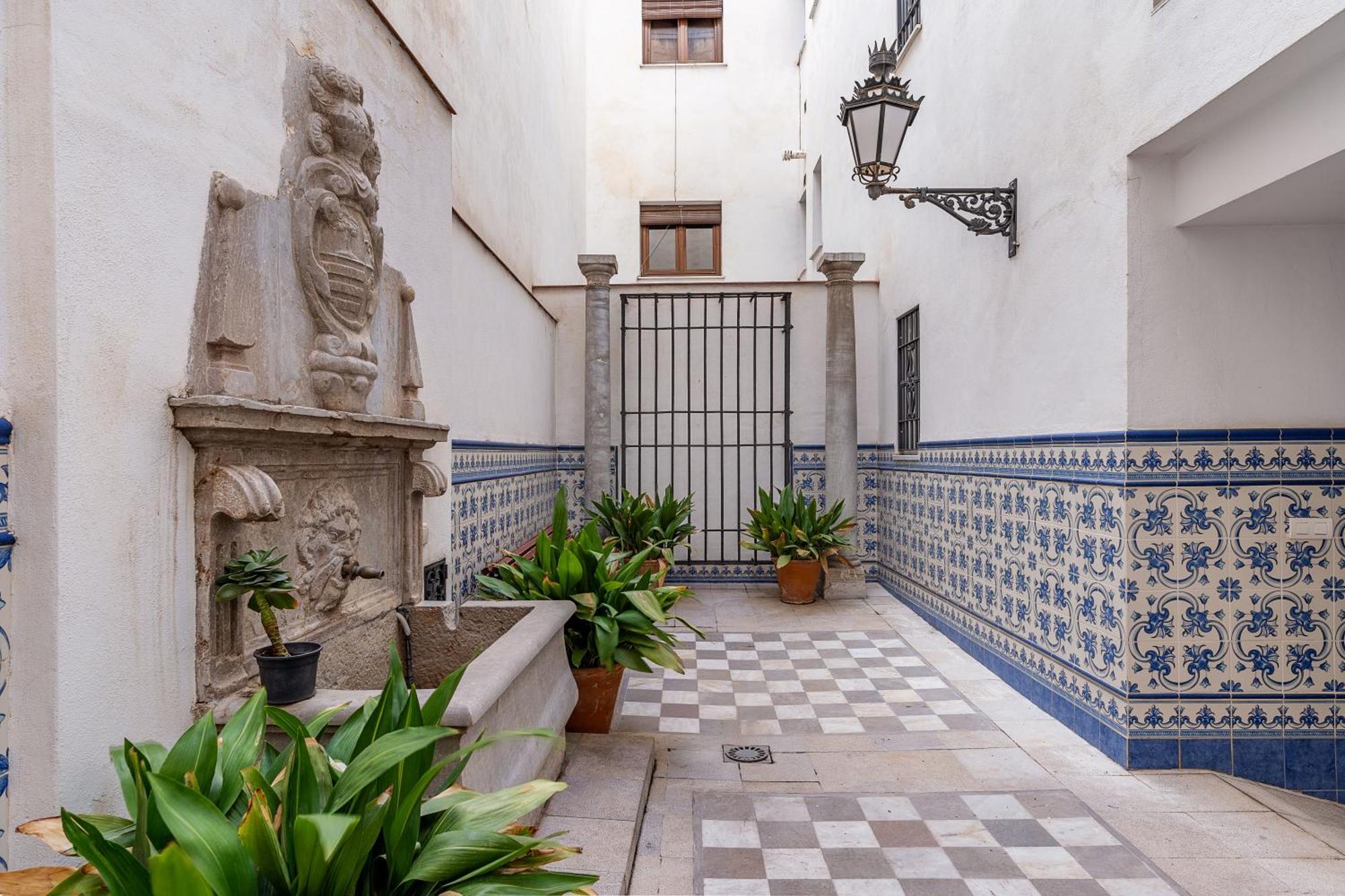 Luxury Suite Ancha De La Virgen Granada Buitenkant foto